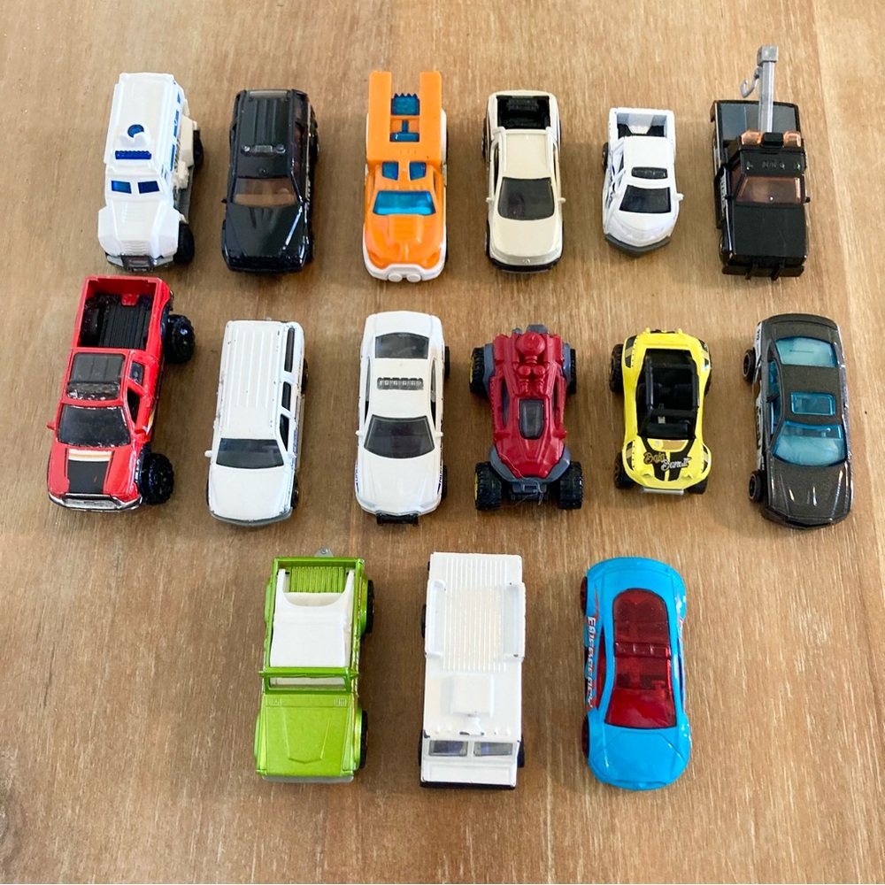 Hot Wheels Matchbox Emergency Vocational Vehicles Cars Variety Bundle Lot